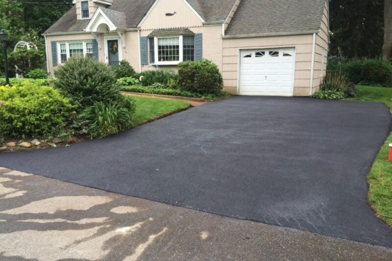 Blacktop Driveways